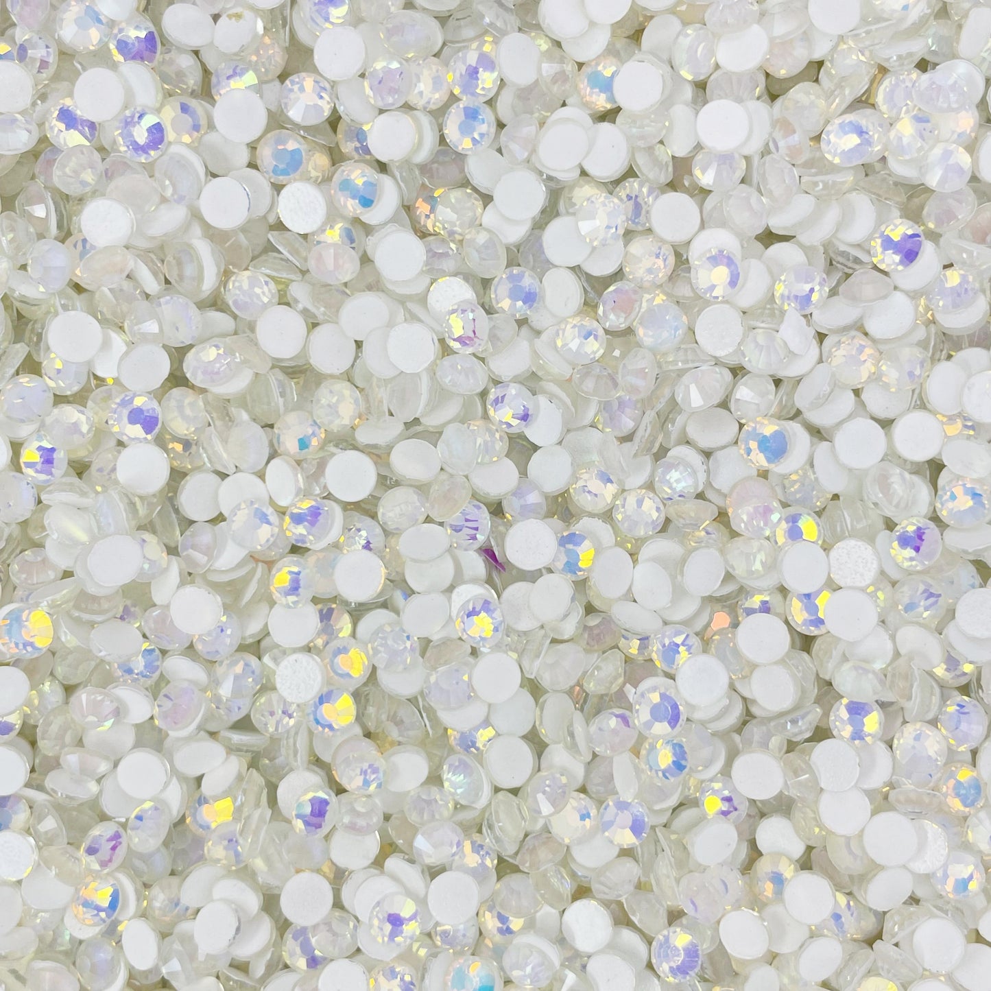 Luminous White Glass Rhinestones