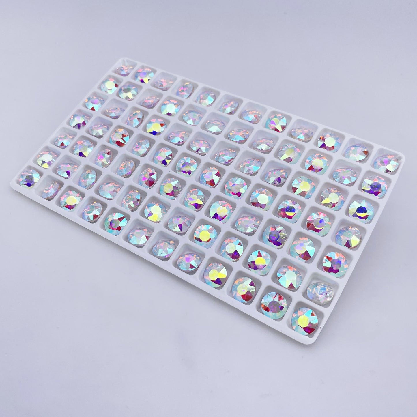Round | 8*8mm | Pointed Back Rhinestones