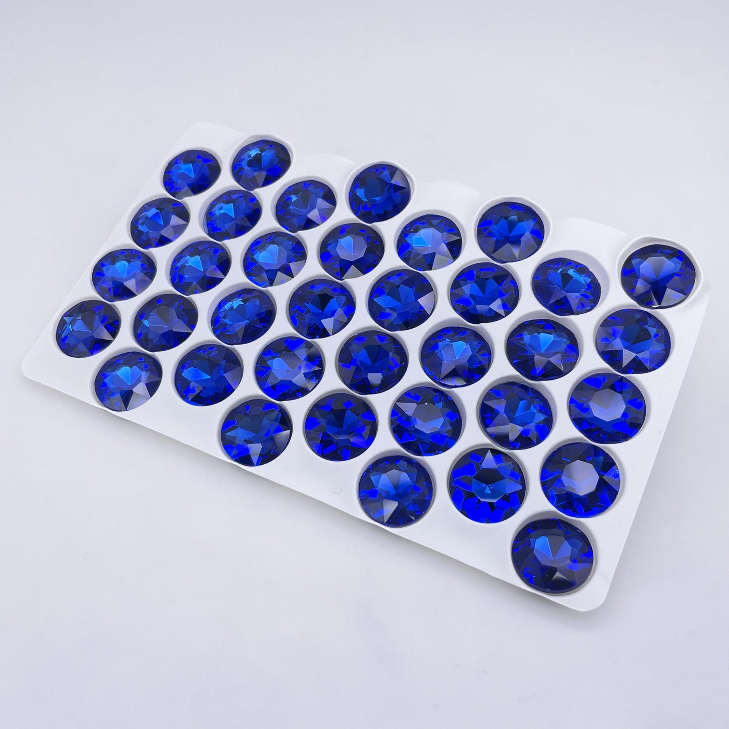 Round | 14*14mm | Pointed Back Rhinestones