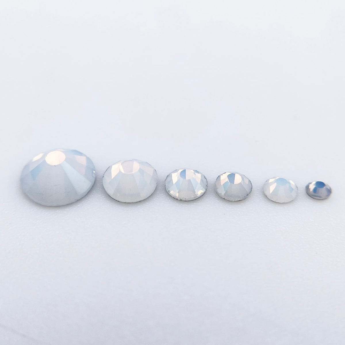 LUXE® White Opal Hotfix Glass Rhinestones - Fast Shipping – Be Createful