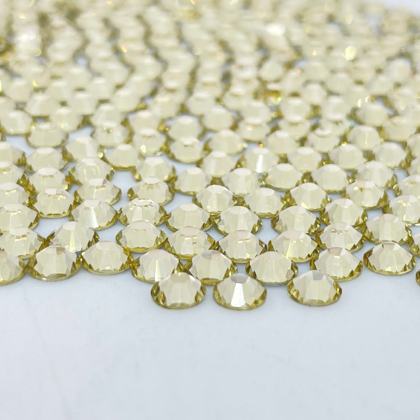Jonquil | Wholesale | Glass Rhinestones