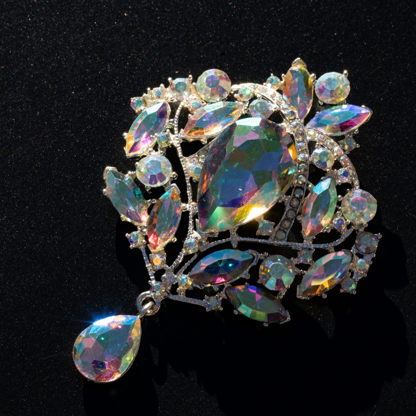 Rhinestone Vintage Brooch | B-8