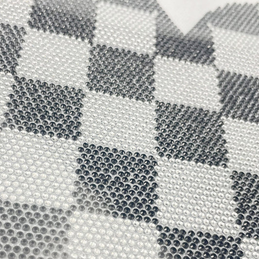 Race Flag Heart Rhinestone Transfer HT-148