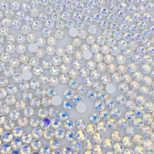 Luminous White Glass Rhinestones