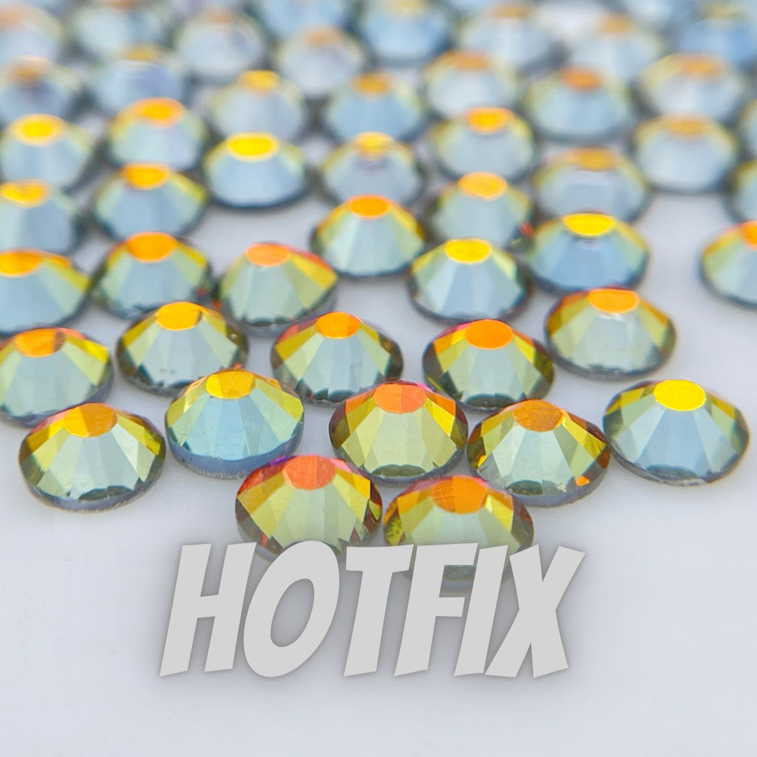 Red Flare Hotfix | Wholesale | Rhinestones