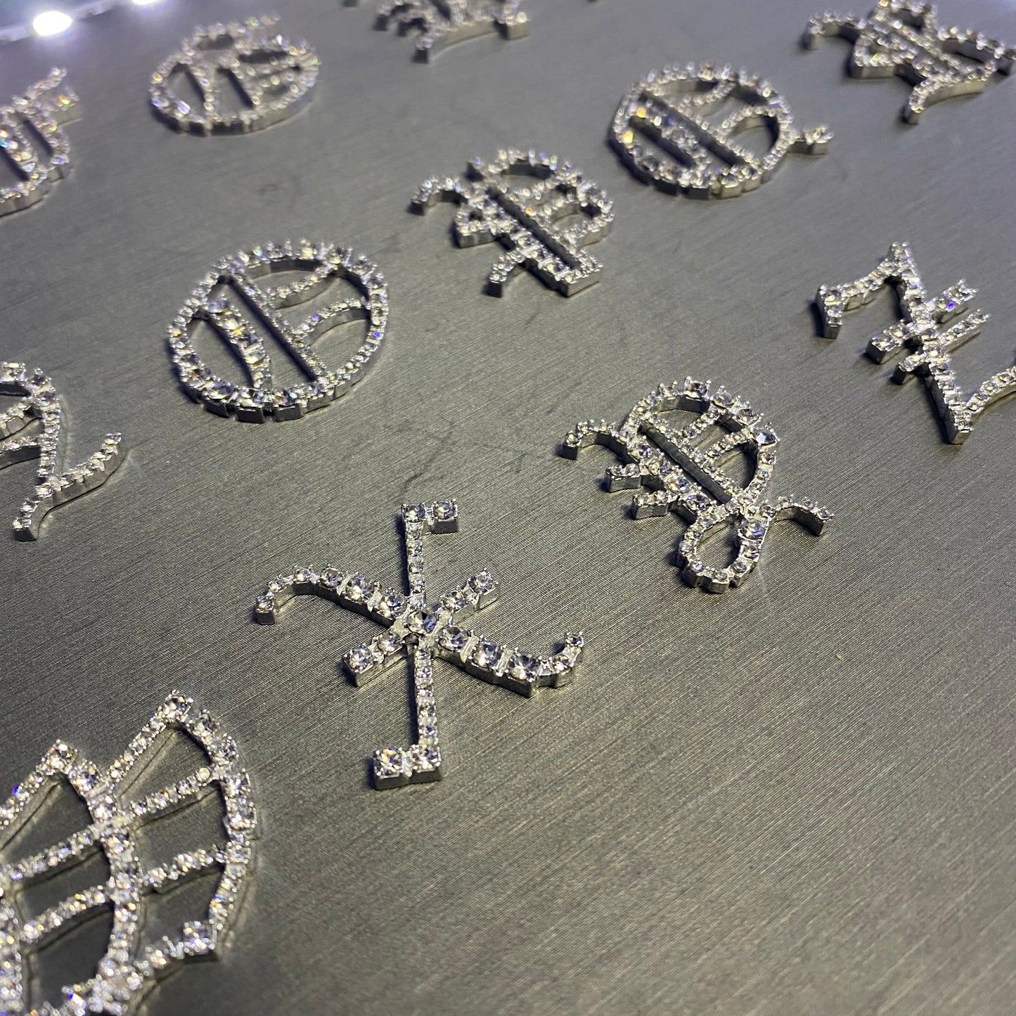 Old English Crystal letters | L-9