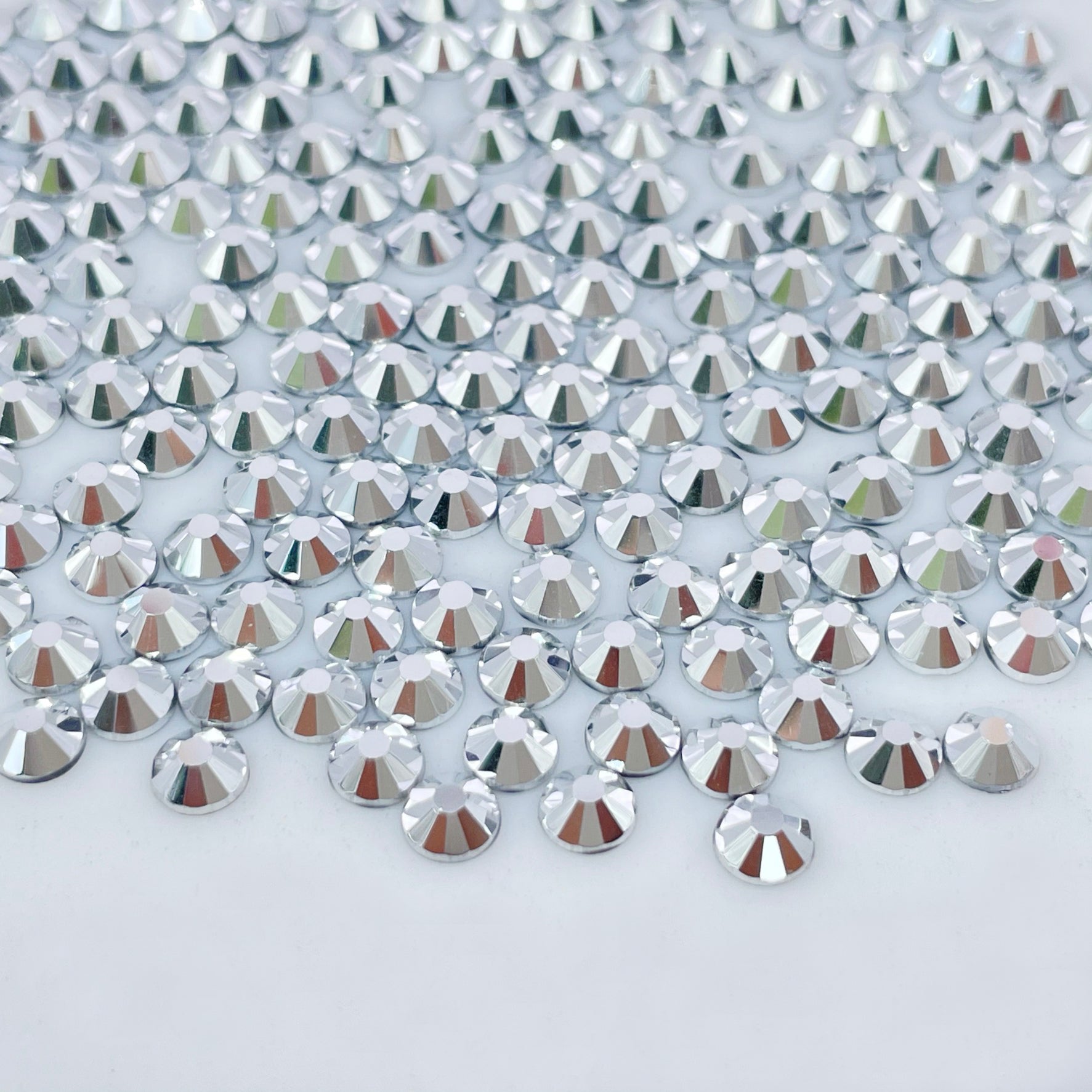 Silver Glass Rhinestones | Planet Rhinestone