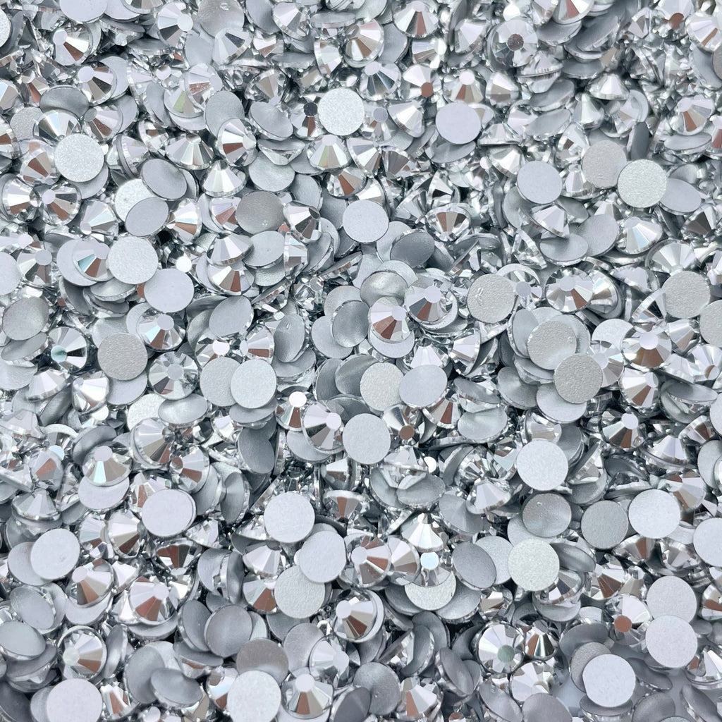 Hotfix SILVER rhinestones - High quality rhinestones - Glass rhinestones  2mm to 6mm - Rhinestone wholesaler - Small and large quantities
